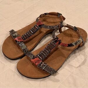 Vionic Navassa Snake Animal Print Multi Embellished Sz 9 TStrap Sandals 342